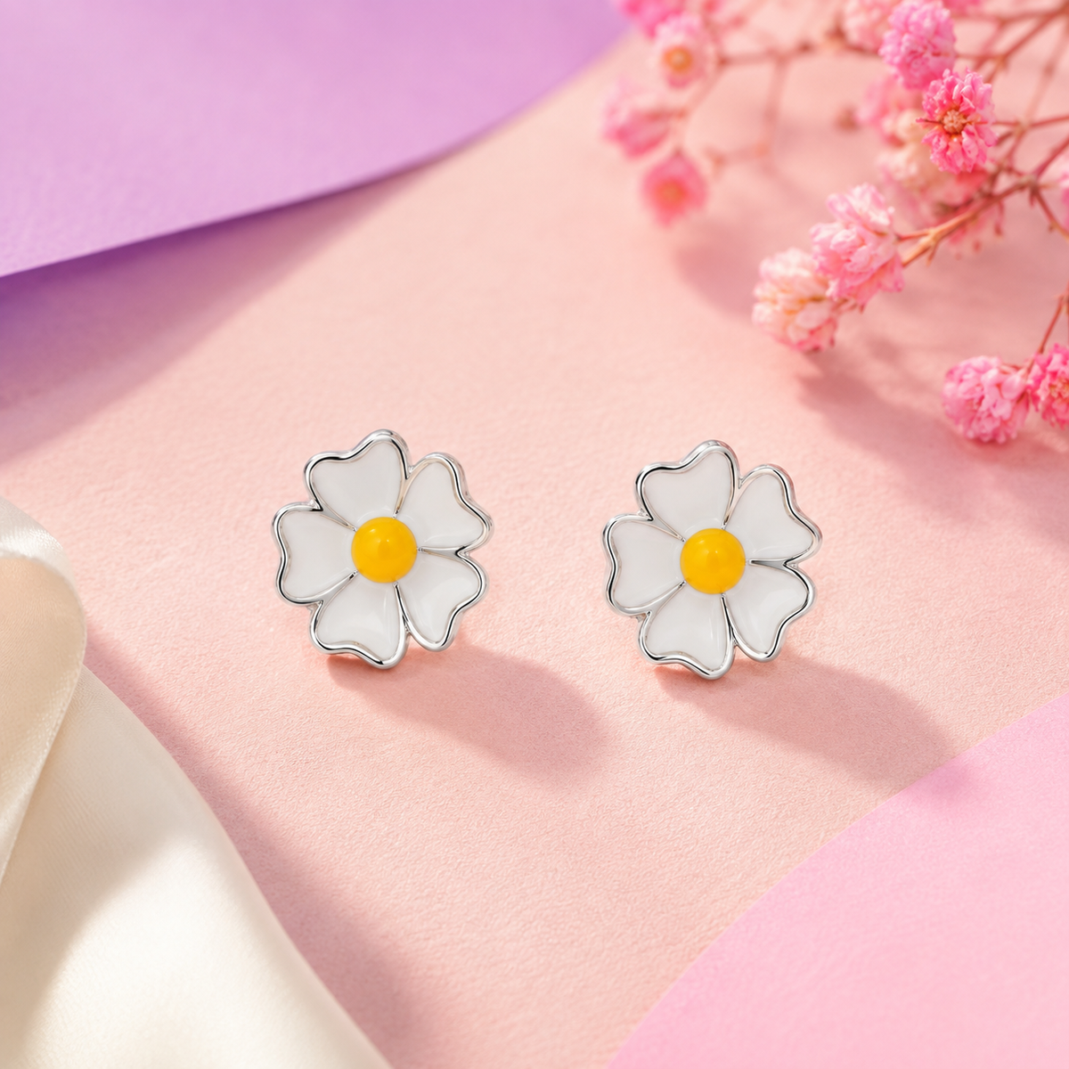 White Daisy Stud Earrings