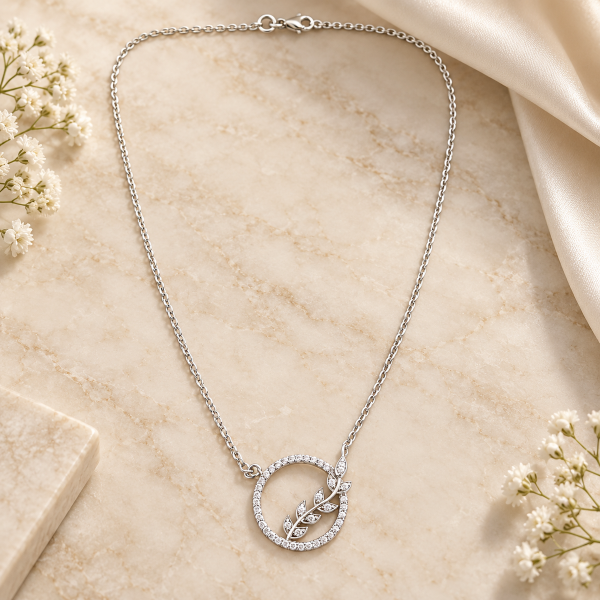 Silver Leaf Circle Necklace