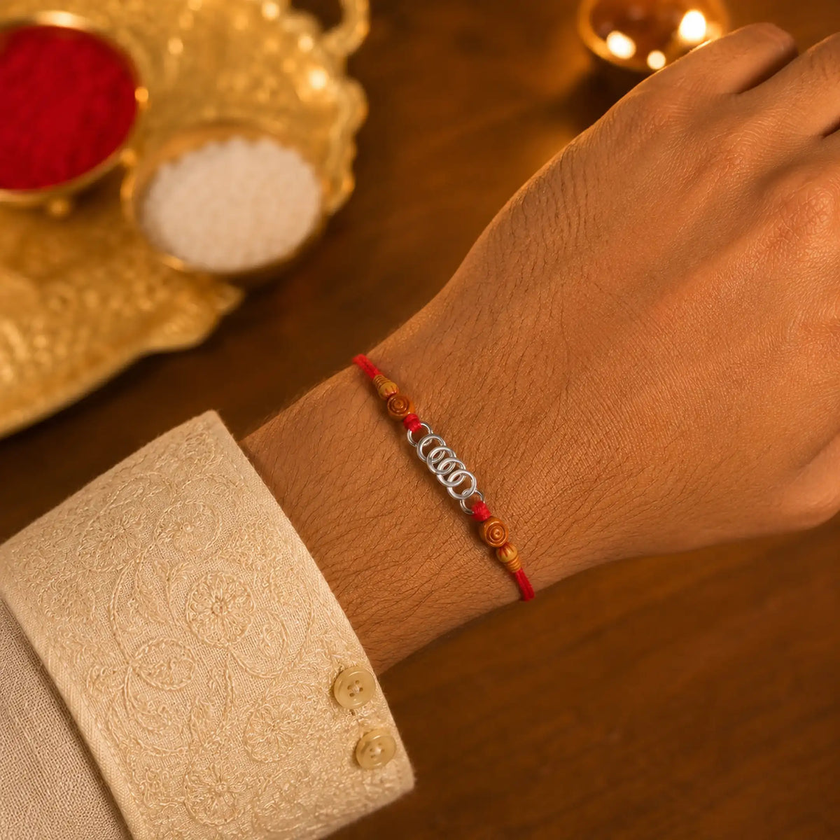 Twinklitz Linked Circle 925 Sterling Silver Rakhi